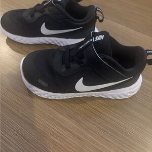 Nike Kids Revolution Black and White Sneakers Velcro Closure